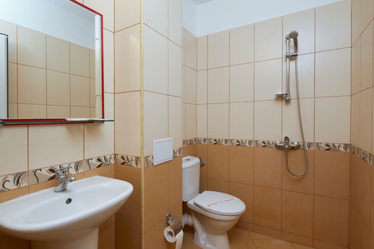 Guest House Plechkarovi Ravda Exterior photo